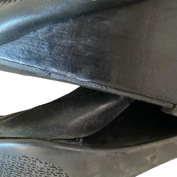 Tory Burch Jolie Cap Toe Black Leather Wedges size 9.5 - Picture 11 of 12